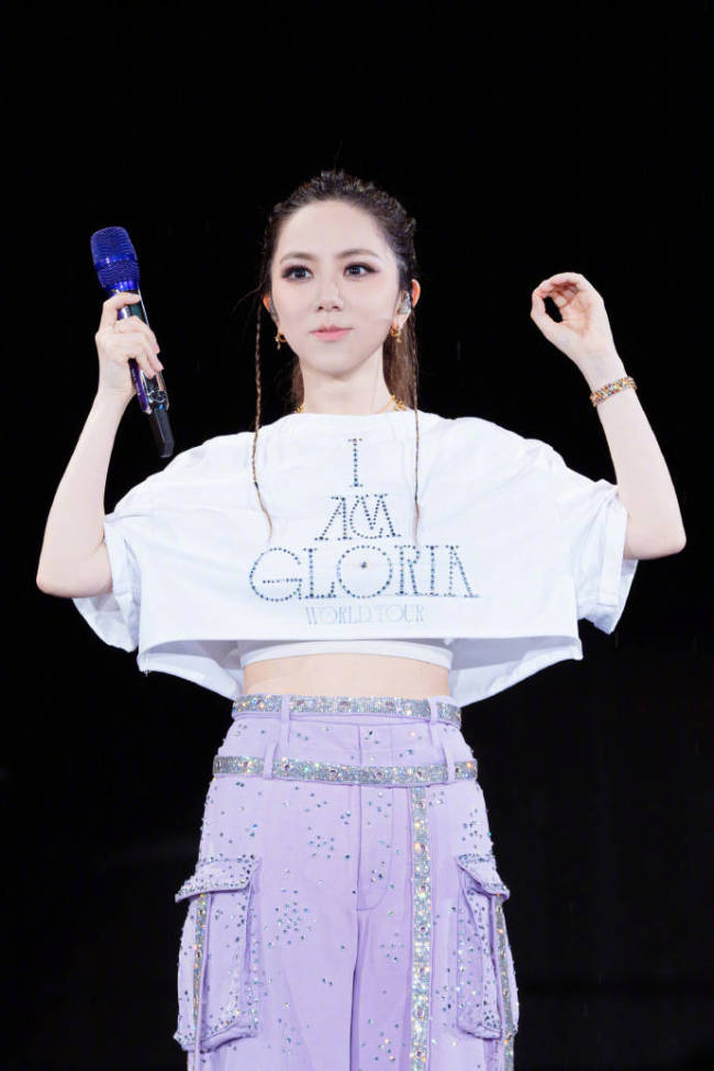 邓紫棋发文再谈六年版权纠纷:天无绝人之路