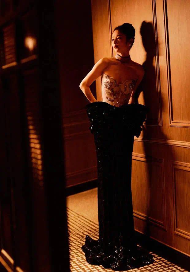 颖儿星光璀璨。