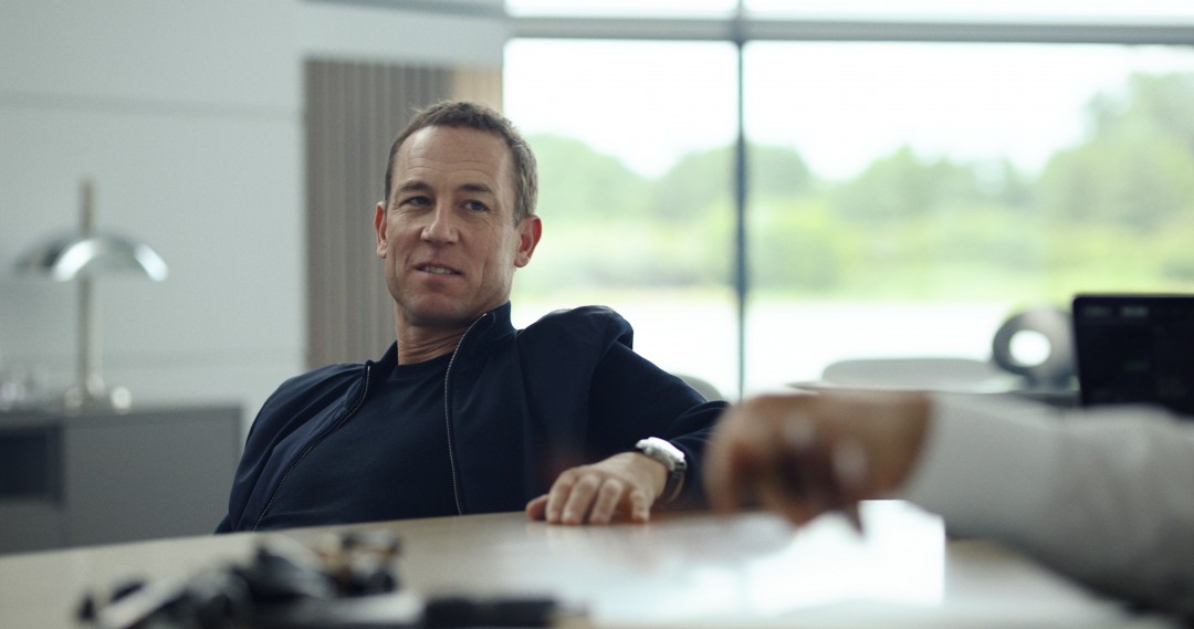 皮特新片《F1:狂飙飞车》大卖 首周末票房超1.4亿美元