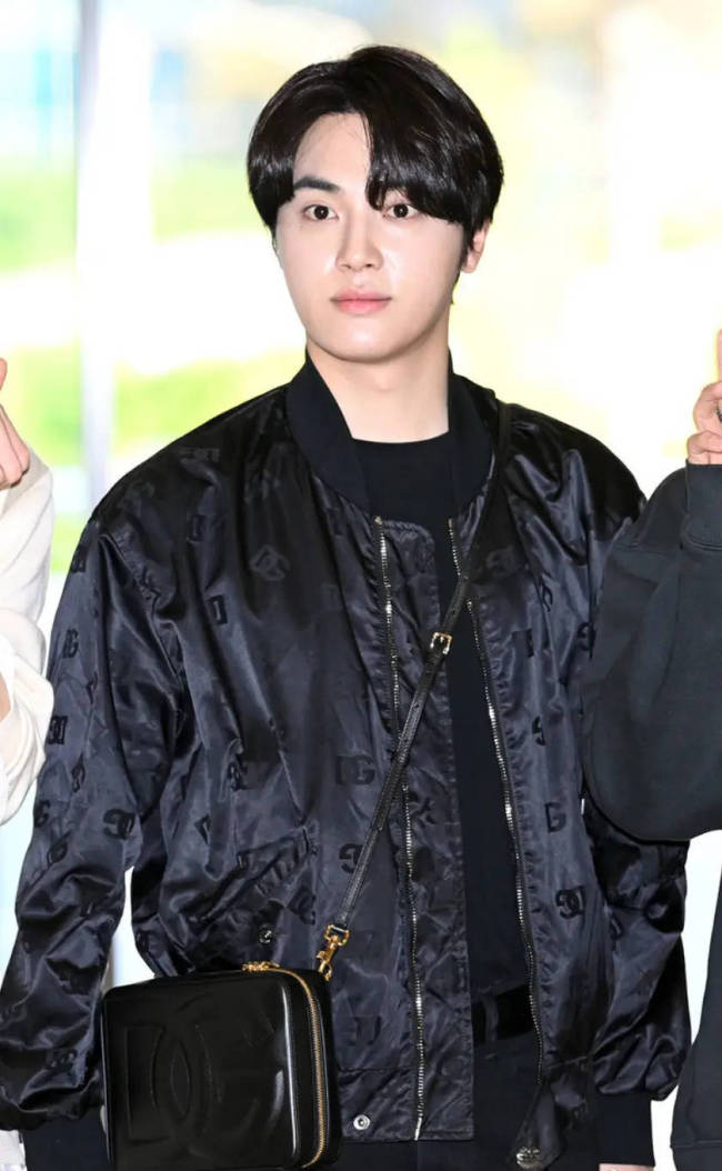 周鹤年晒手写道歉信否认嫖娼